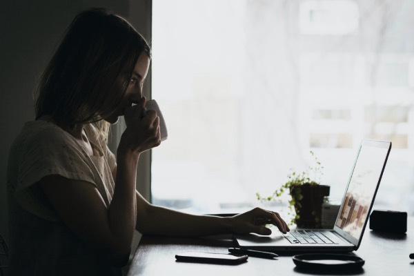 girl cleaning email list